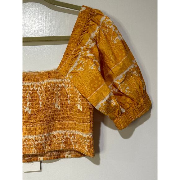 Cleobella Everly V-Neck Puff Sleeve Crop Top Size Medium NWT Coastal Boho - Picture 11 of 13